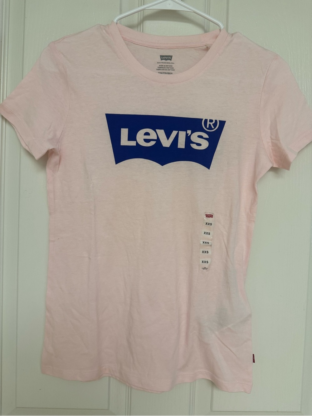 Levi’s Women’s Batwing Logo T-Shirt Pink Blue Graphic Tee Size XXS NWT